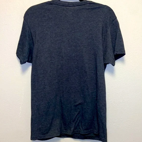 Johnny Cash Size Medium Black, Man in Black Band T-shirt 3236 - Picture 4 of 5